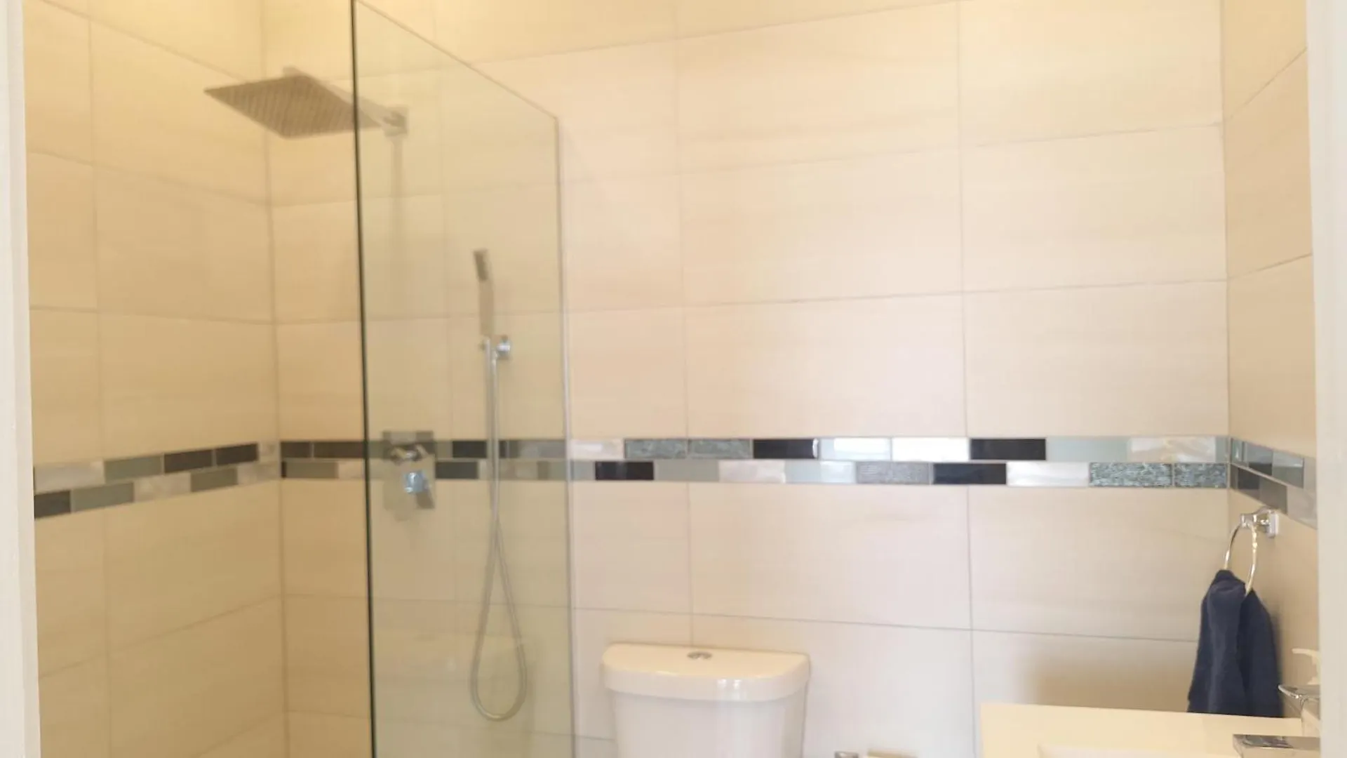 Modern Villa Near The Beach 420E جولي هاربور أنتيغوا وبربودا