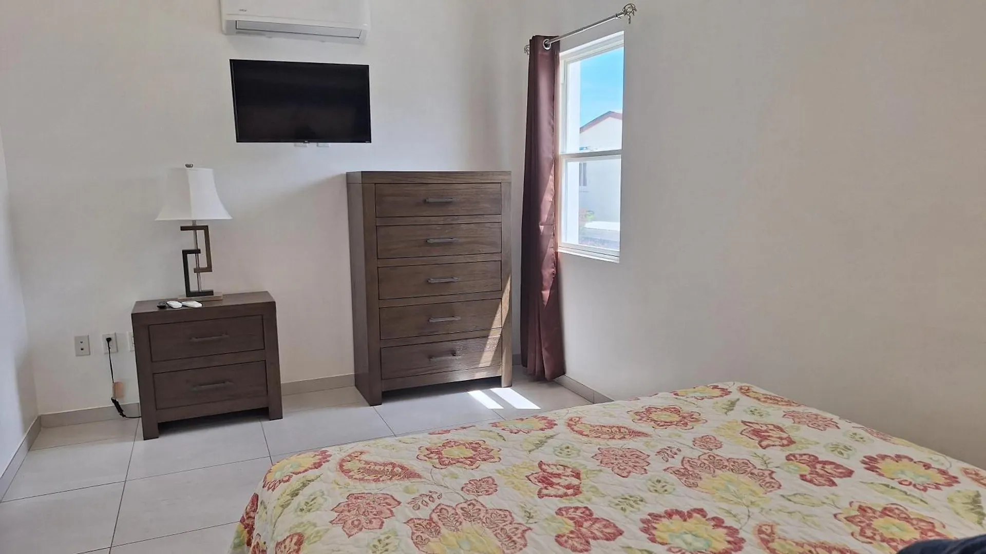 Modern Villa Near The Beach 420E Jolly Harbour 0*,
